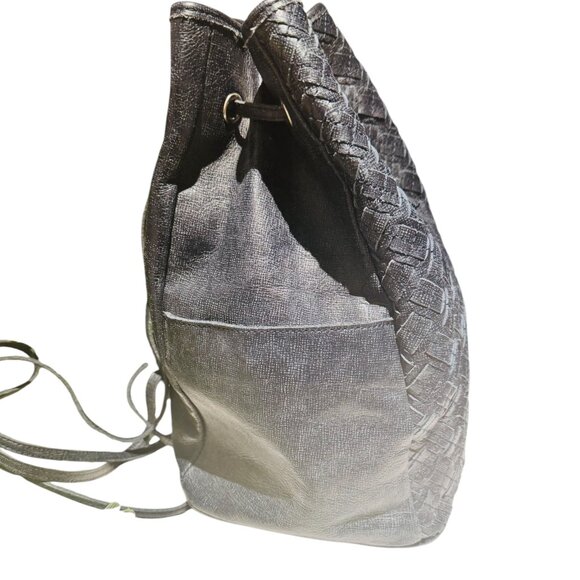 Patricia Nash Braided Leather Drawstring Bucket bag in blue - Picture 4 of 9